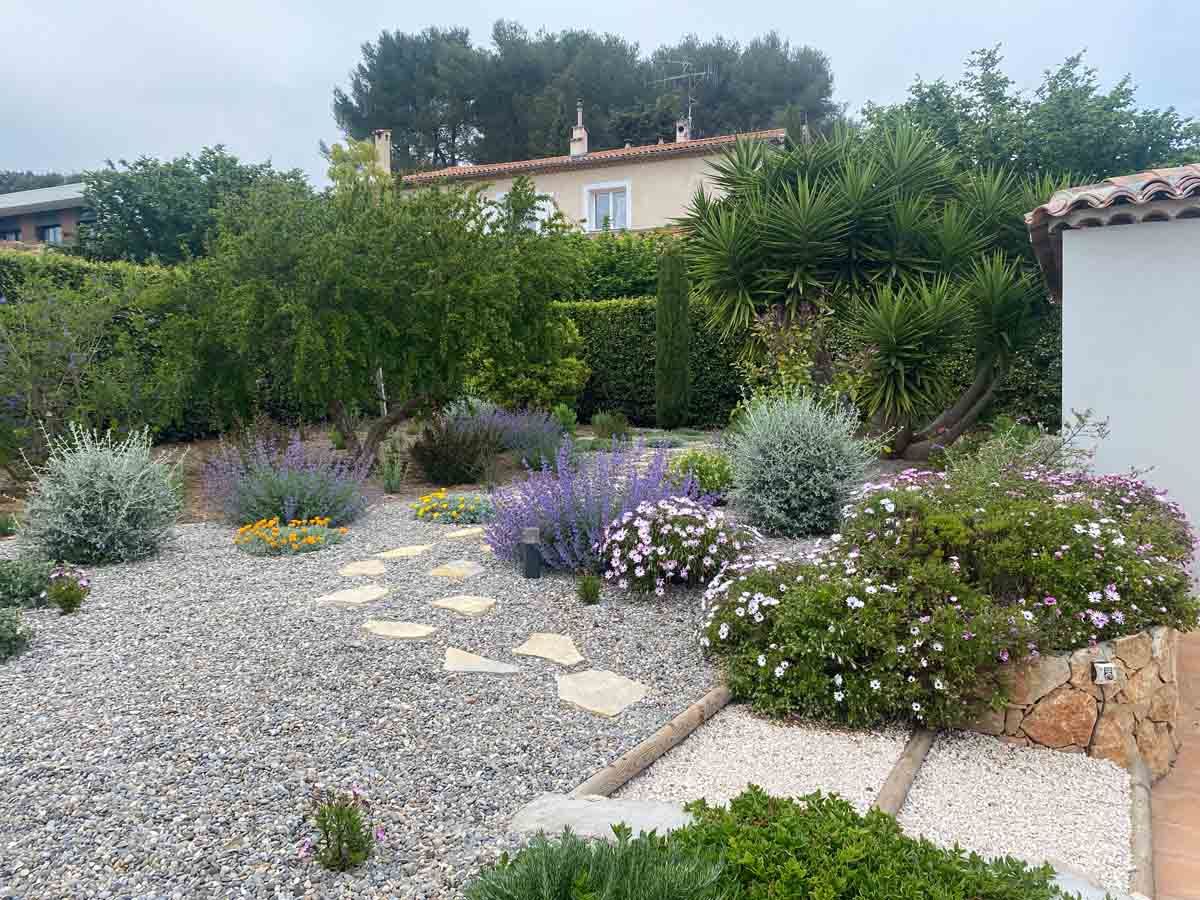 jardins-secs-alternative-gazon-terre-de-provence